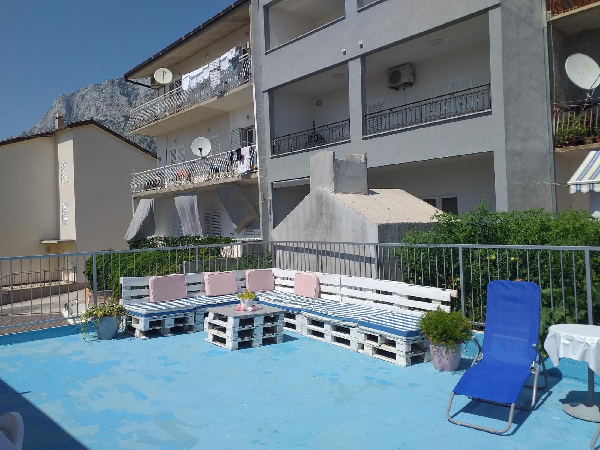 Apartment Domi *