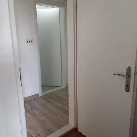 Domi Apartment Makarska Exterior photo
