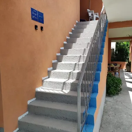 Domi Apartment Makarska Exterior photo