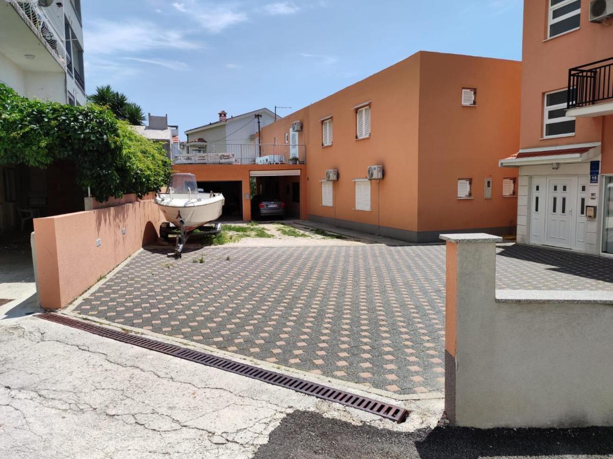 Domi Apartment